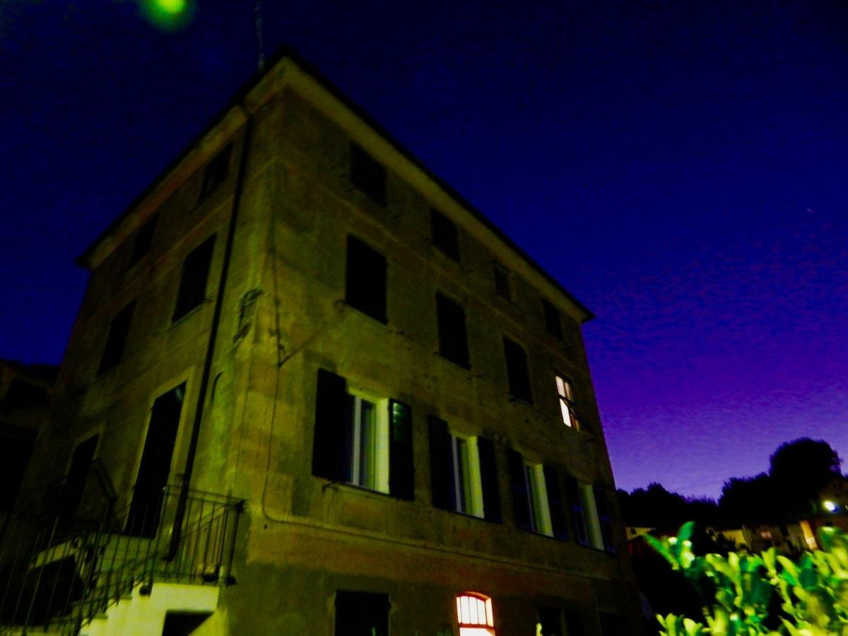 Le Giuee Hotell Genua Exteriör bild