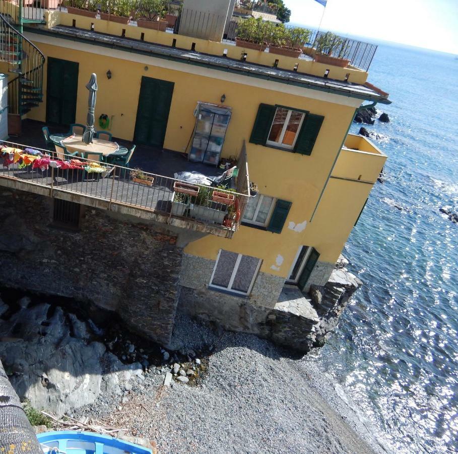 Le Giuee Hotell Genua Exteriör bild