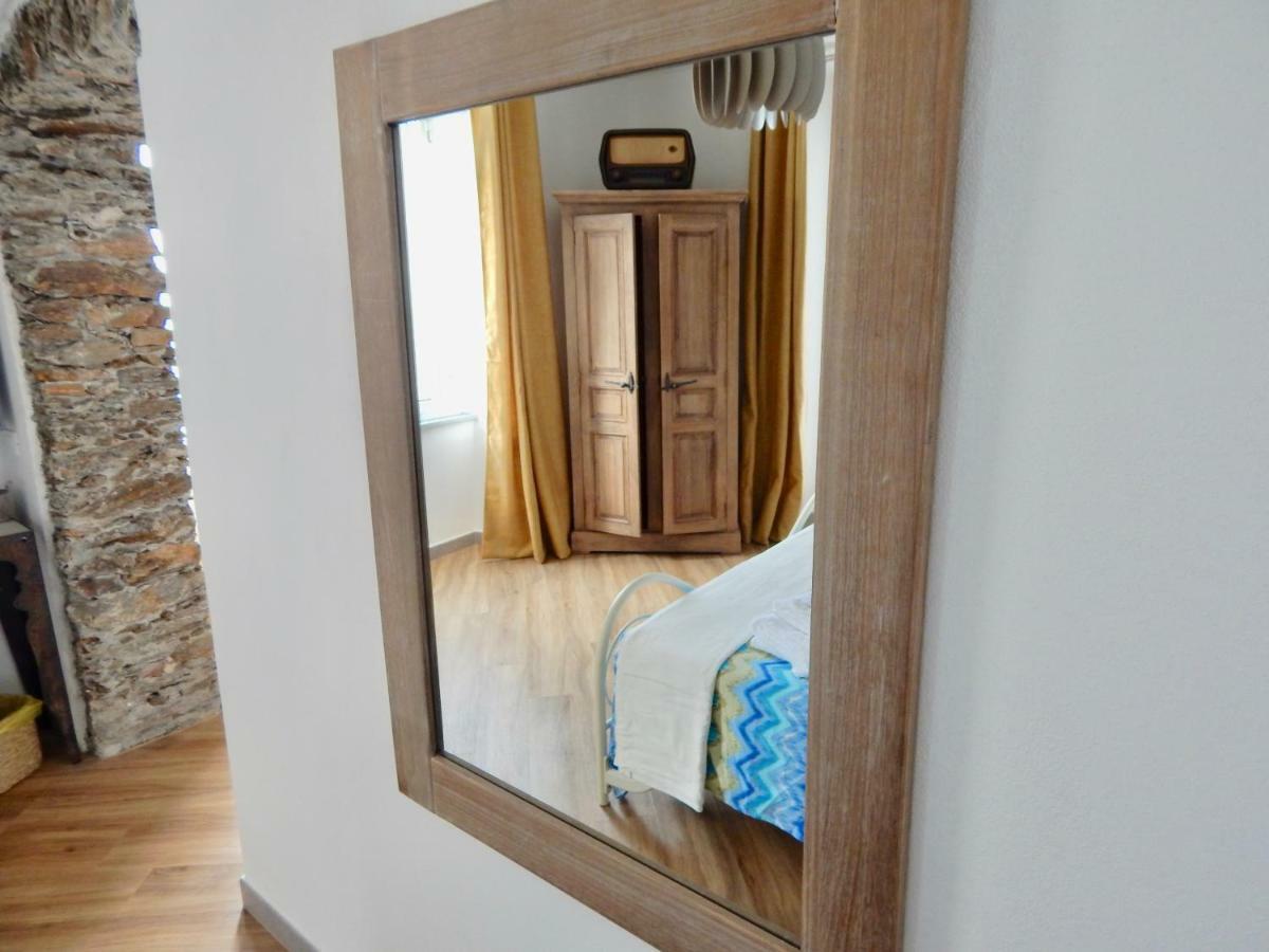 Le Giuee Hotell Genua Exteriör bild