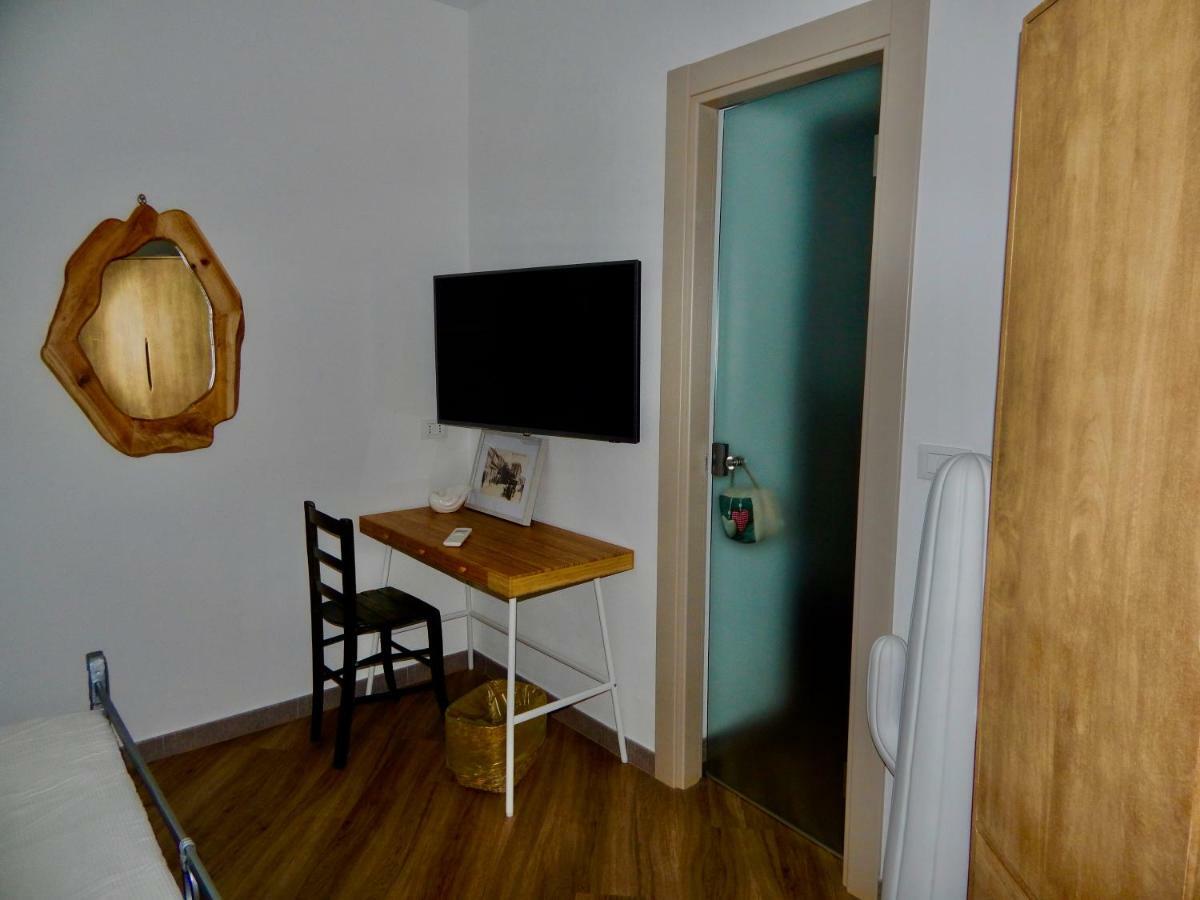 Le Giuee Hotell Genua Exteriör bild